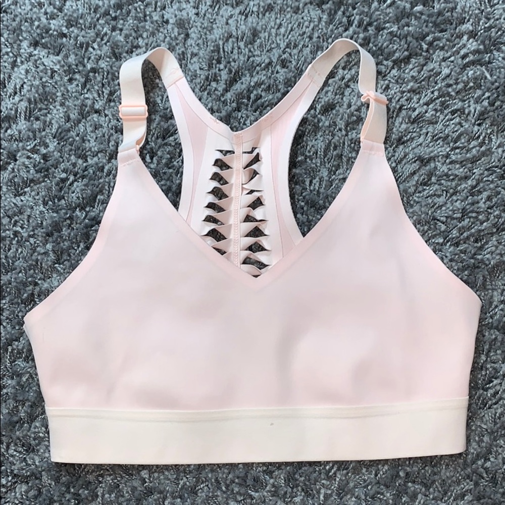 Victoria Sports Bra